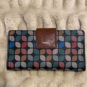 Fossil Colorful Leaf Pattern Wallet